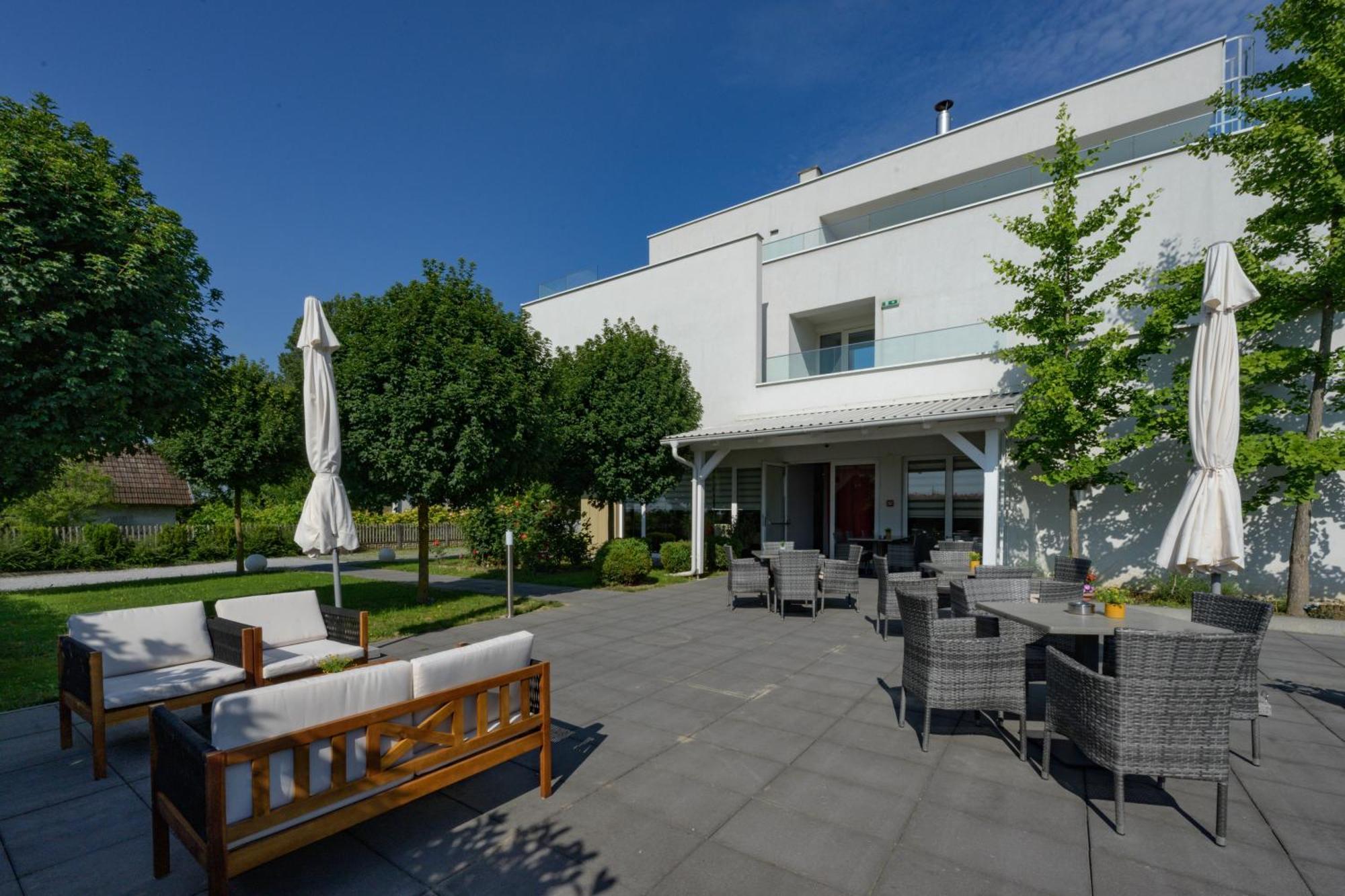 Hotel Magdalena 자그레브 외부 사진